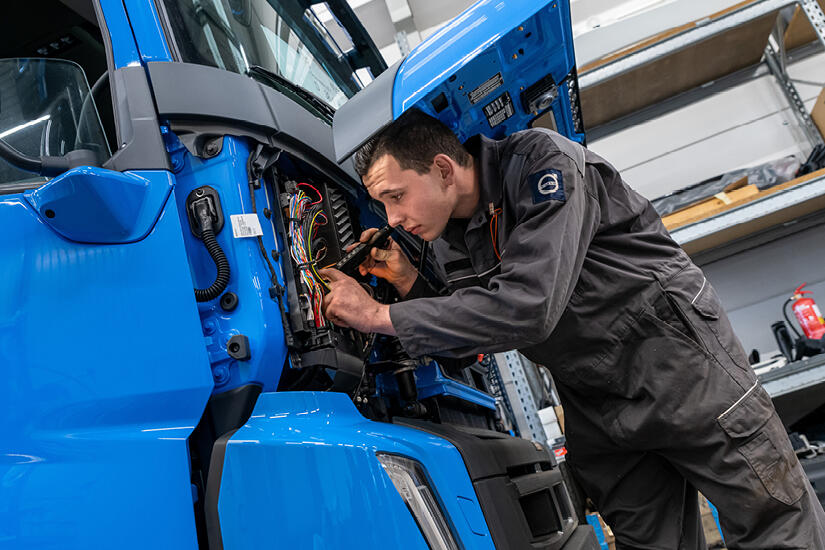 Blok beeld-vrachtwagenmonteur-Zoetermeer